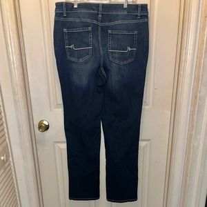 M JEANS by Maurice’s Women’s Mid Rise Denim Jeans. Sz 16.